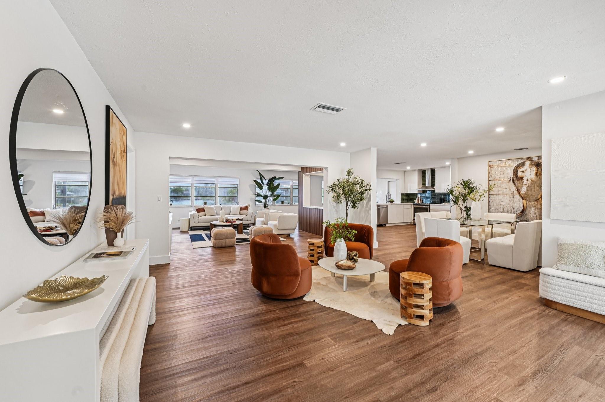 6764 Dogwood Dr