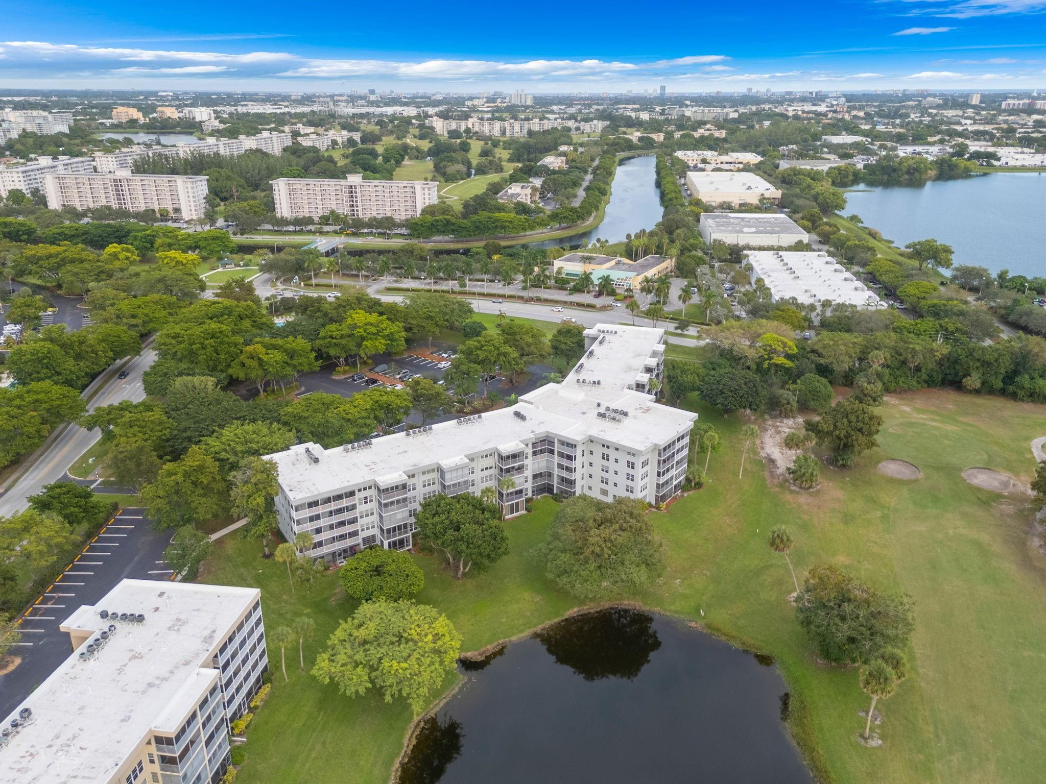 4020 W Palm Aire Dr 312