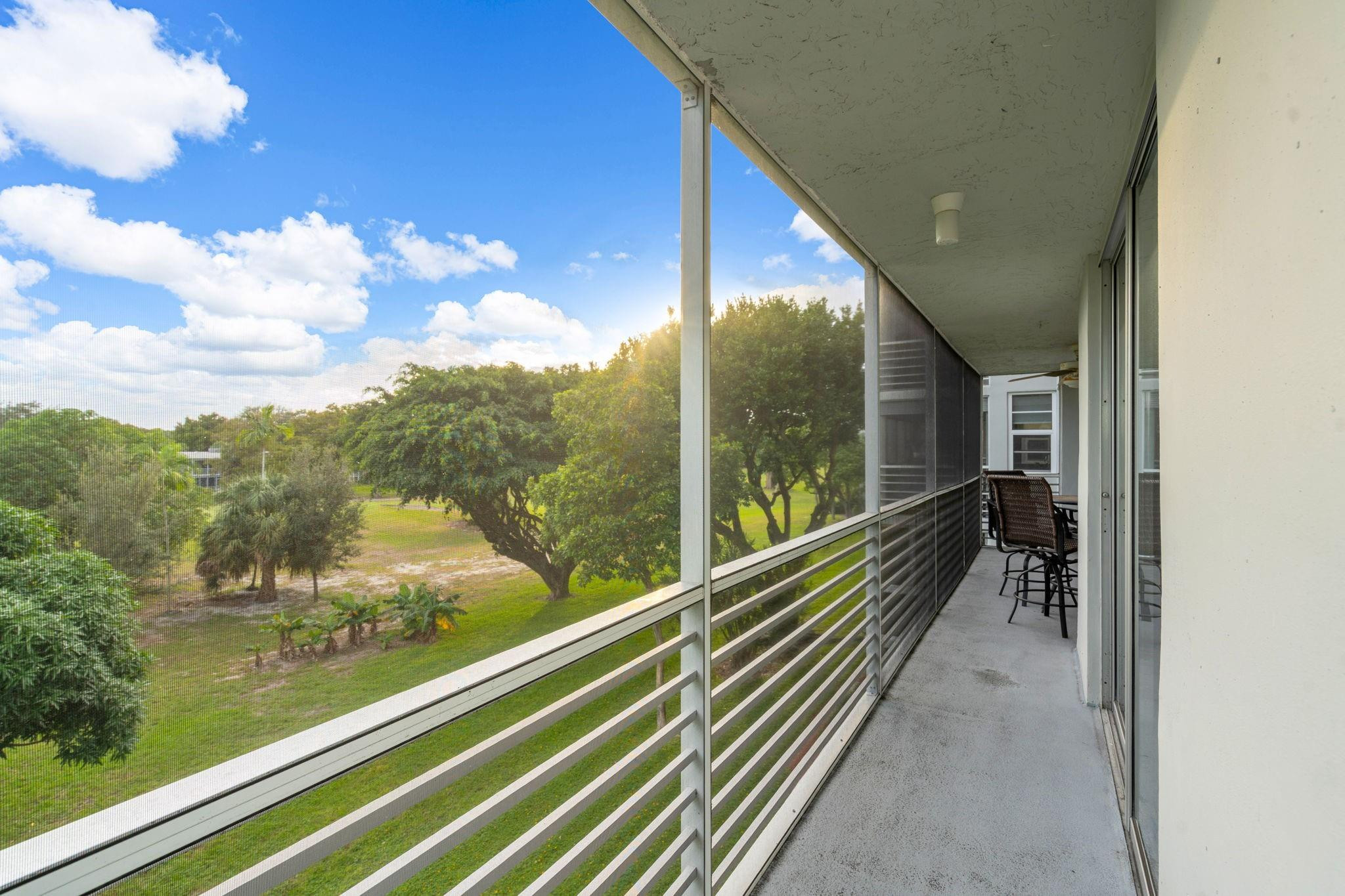4020 W Palm Aire Dr 312