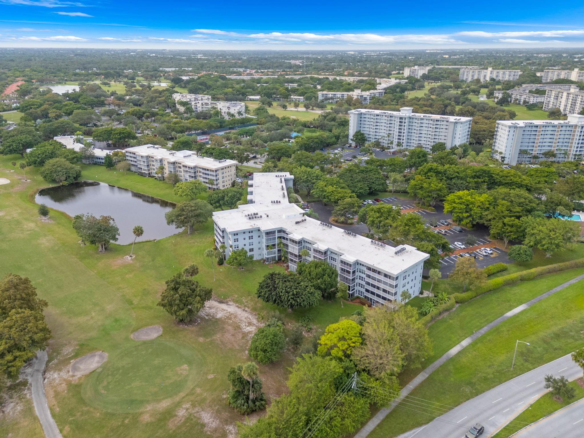 4020 W Palm Aire Dr 312