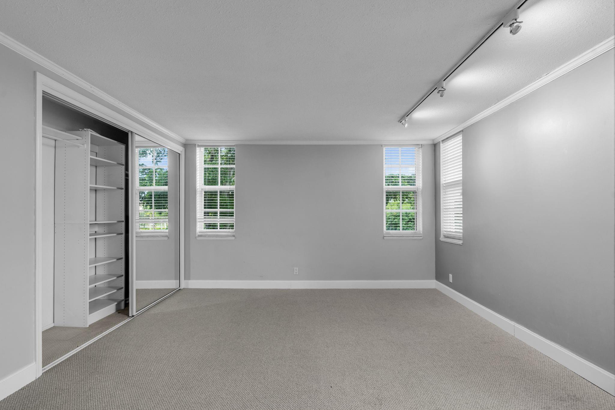 4020 W Palm Aire Dr 312