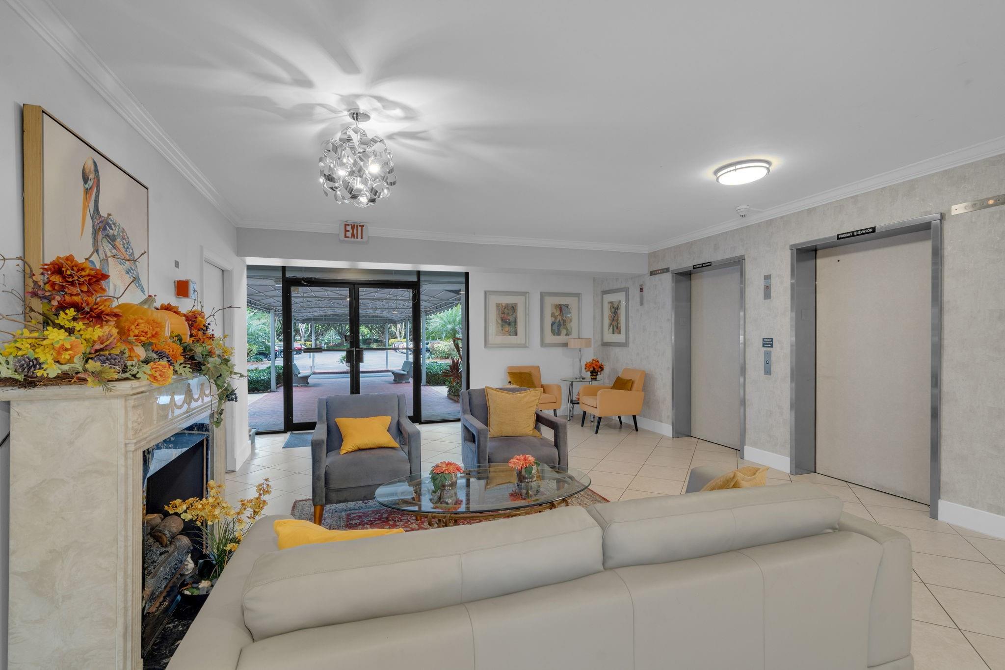 4020 W Palm Aire Dr 312