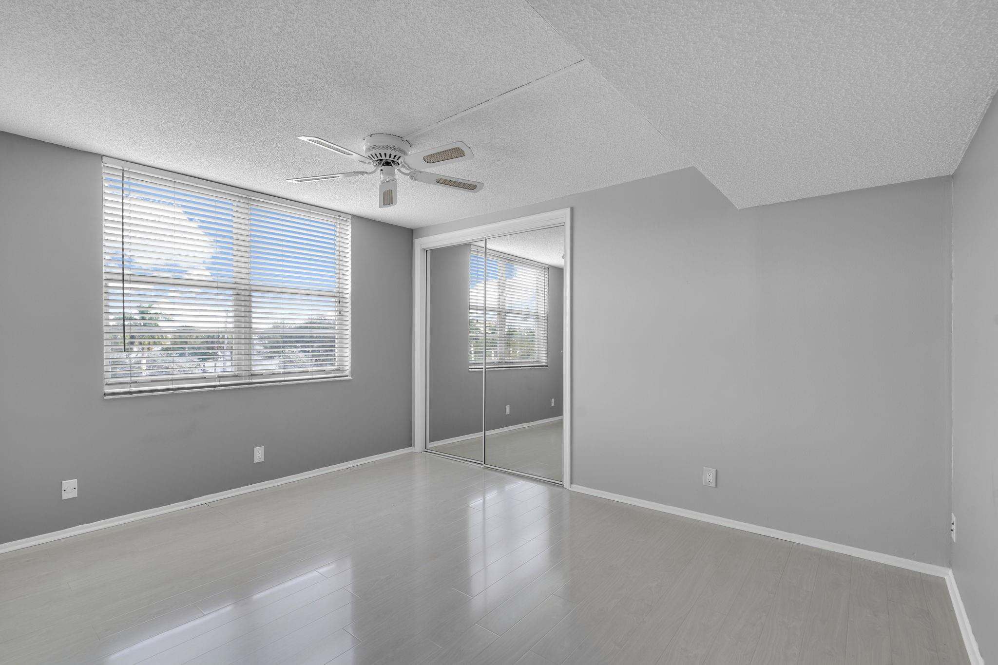 4020 W Palm Aire Dr 312