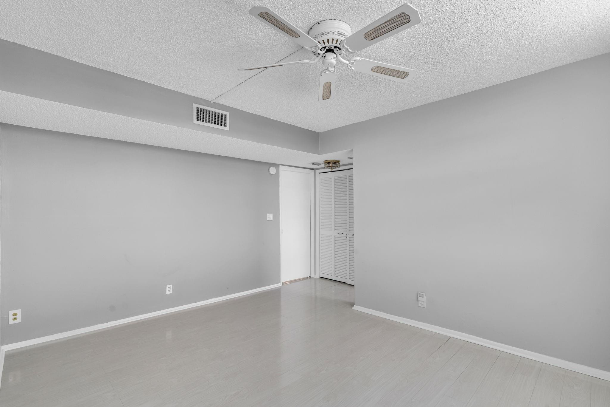 4020 W Palm Aire Dr 312