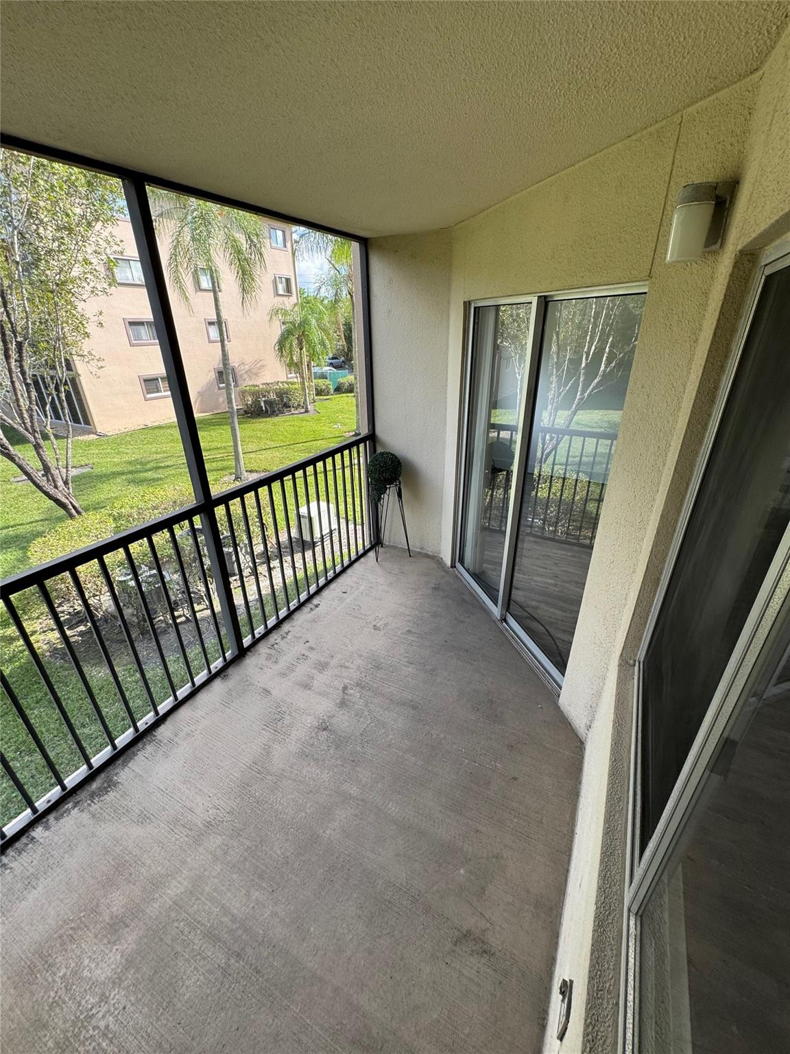 1651 SW 127th Ave 211A