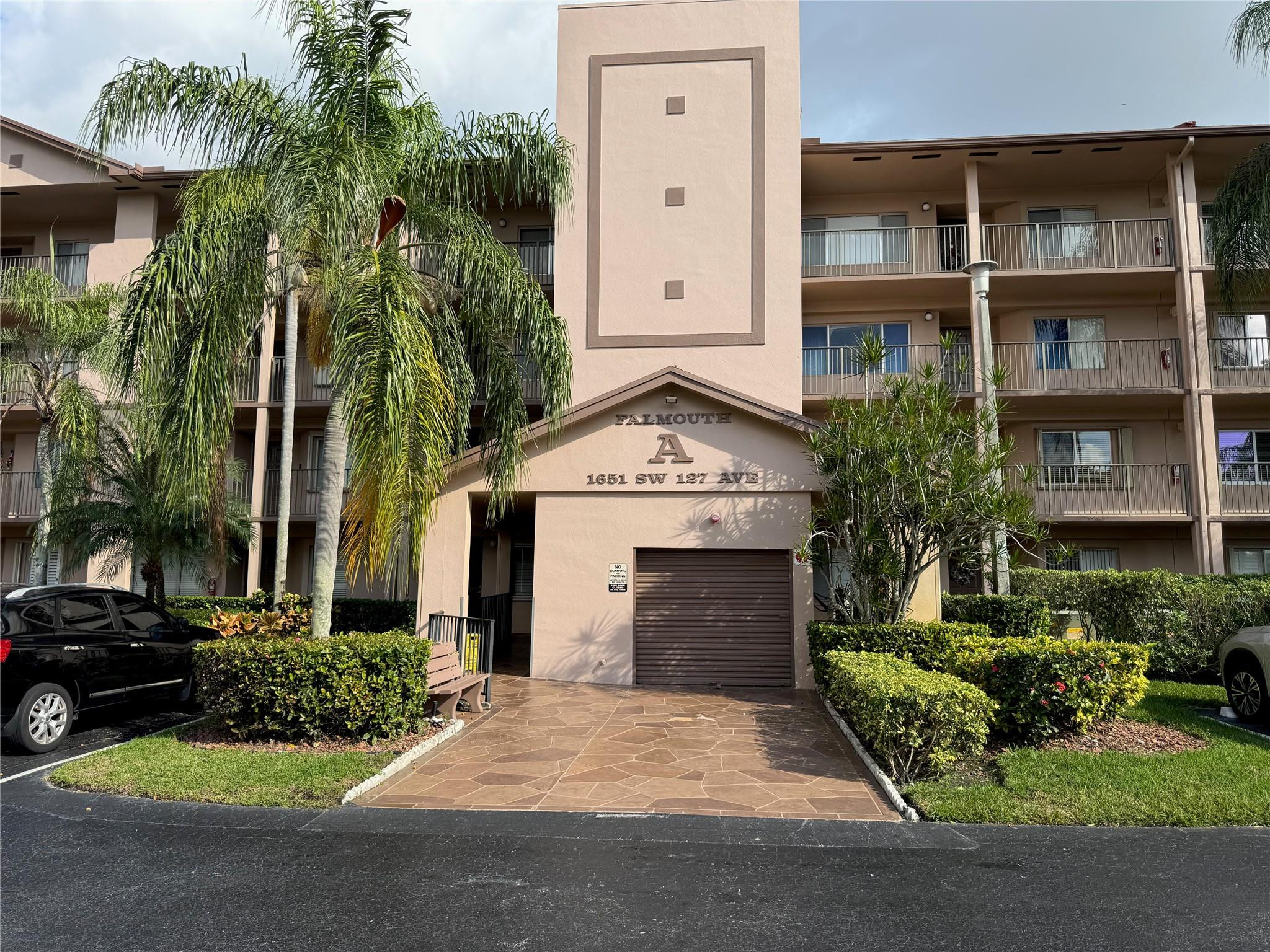 1651 SW 127th Ave 211A