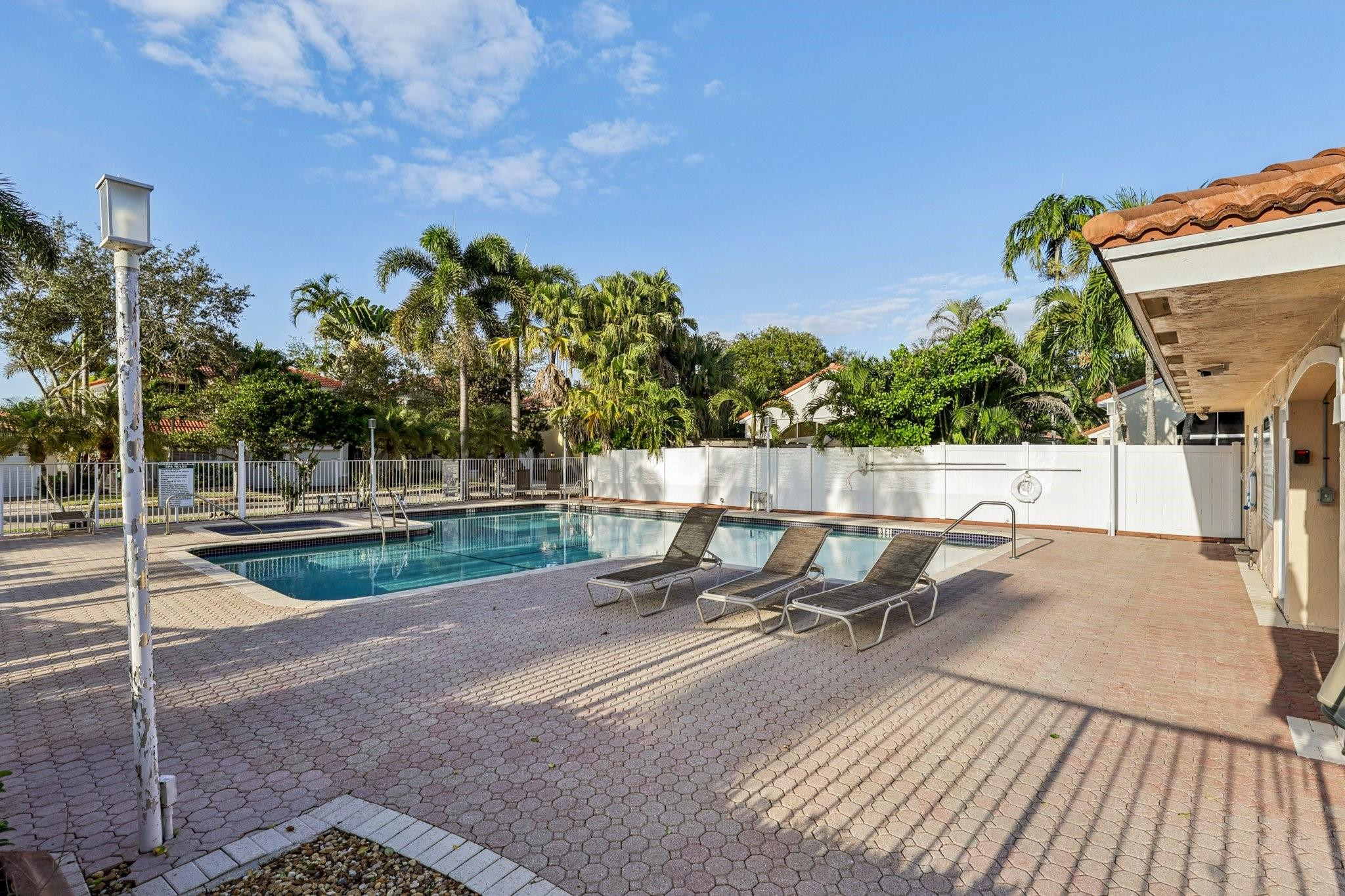 972 Azure Lane