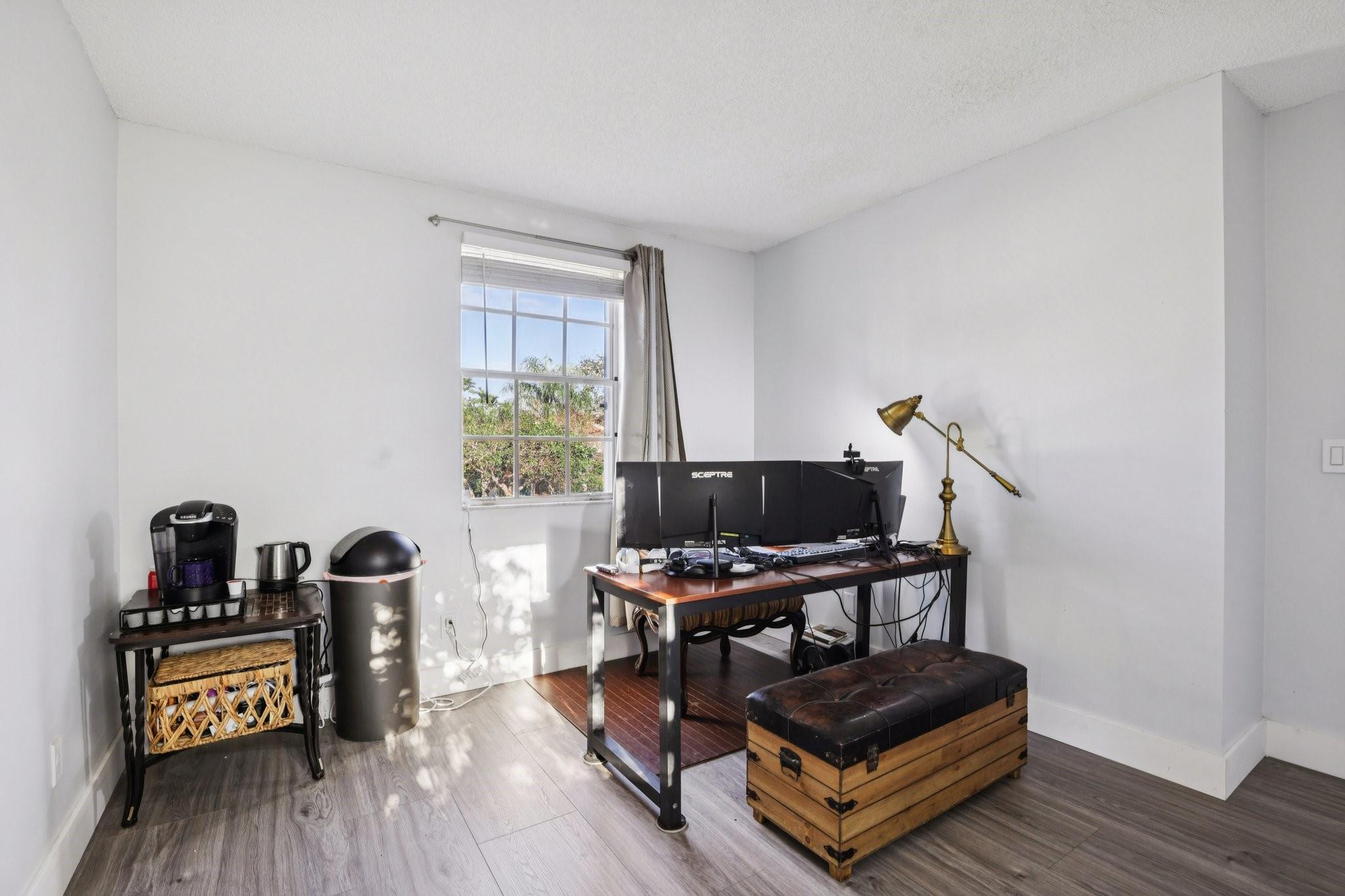 972 Azure Lane