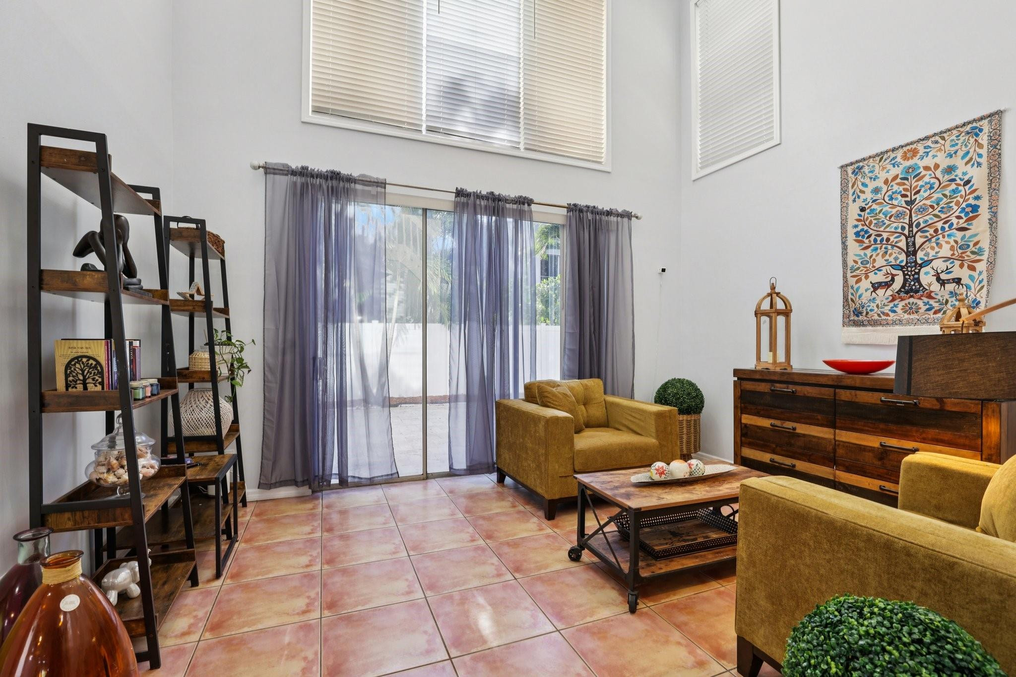 972 Azure Lane