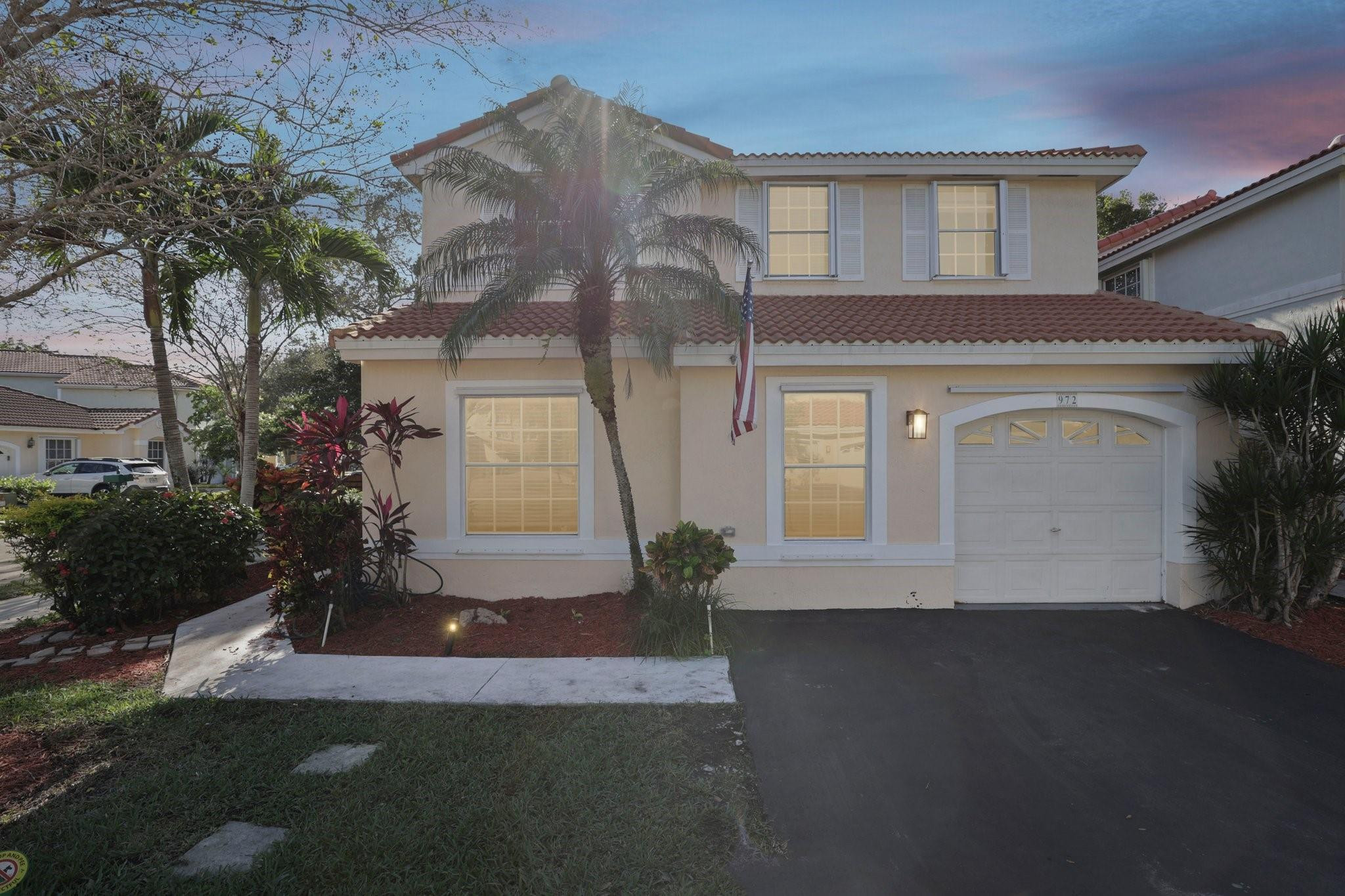972 Azure Lane