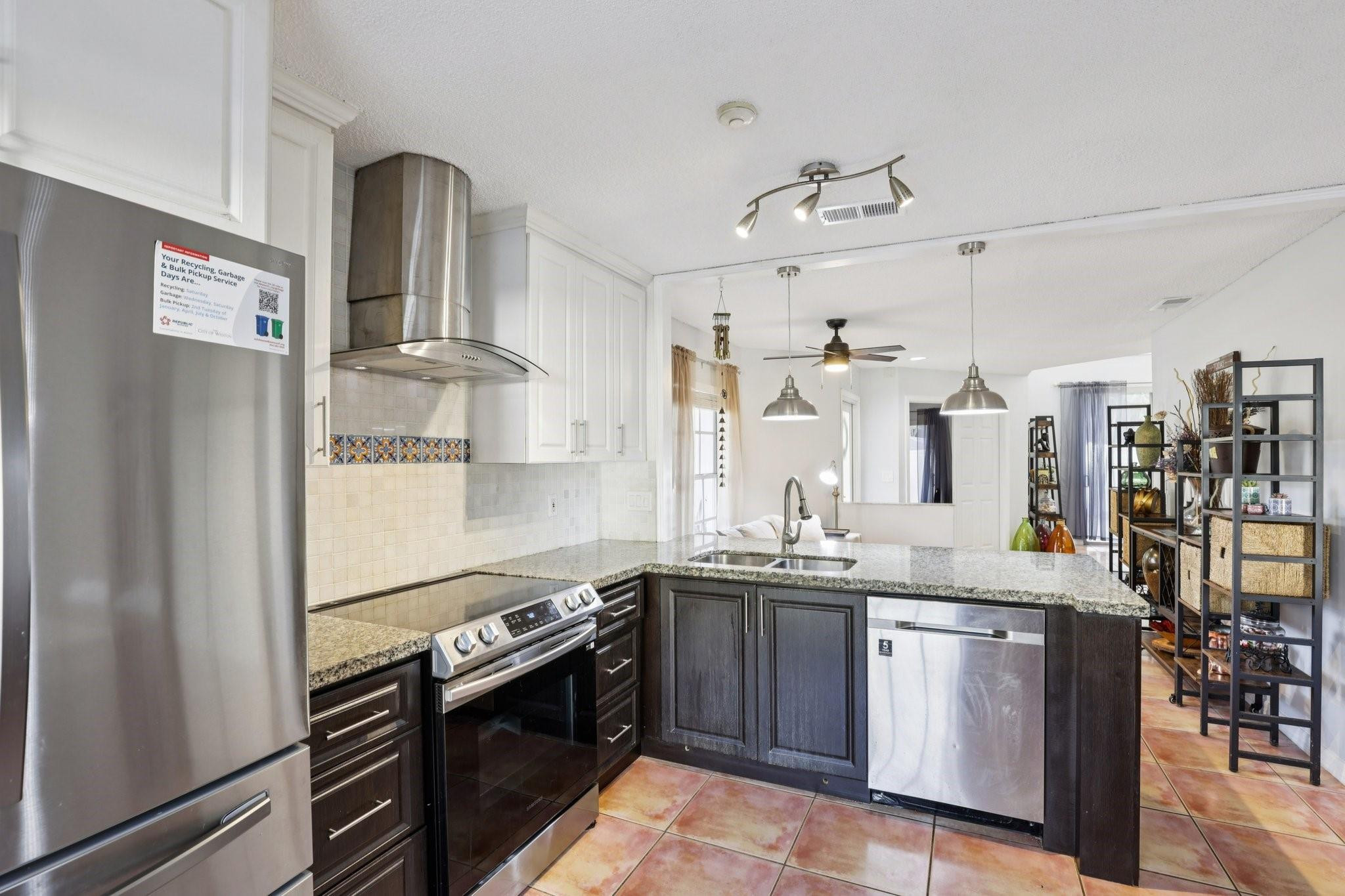 972 Azure Lane