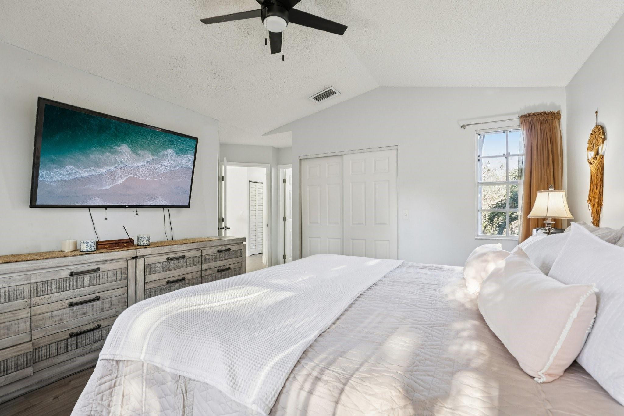 972 Azure Lane