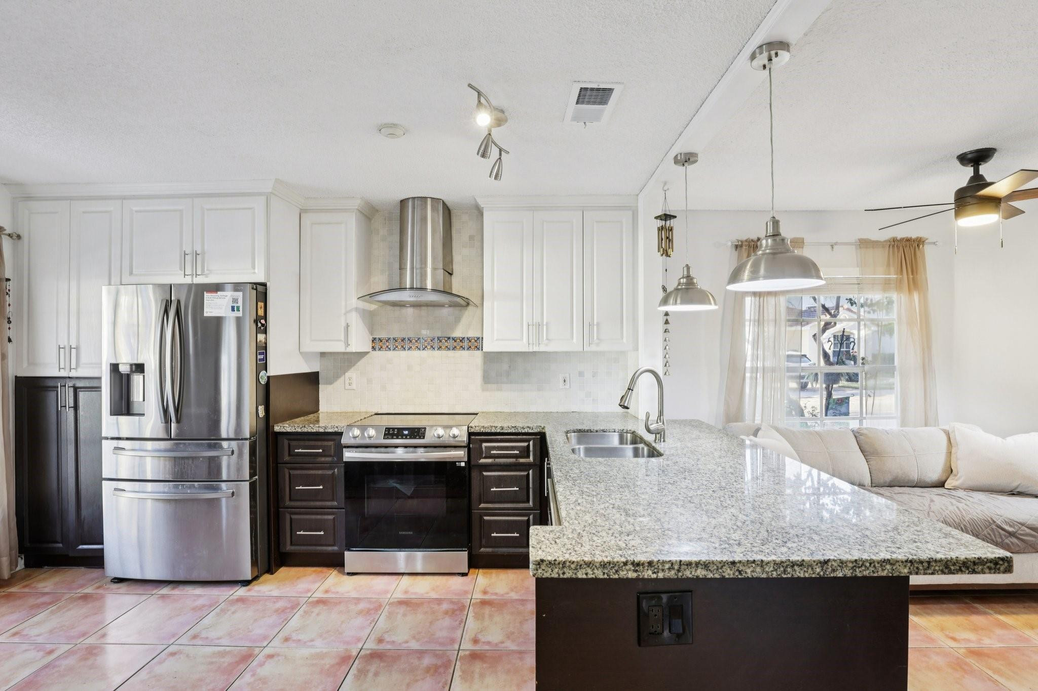 972 Azure Lane