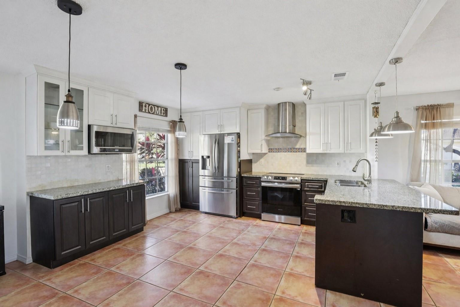 972 Azure Lane