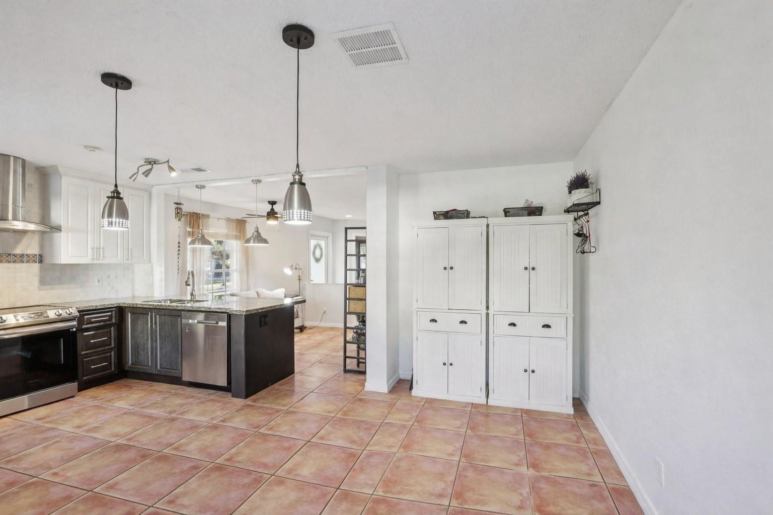 972 Azure Lane