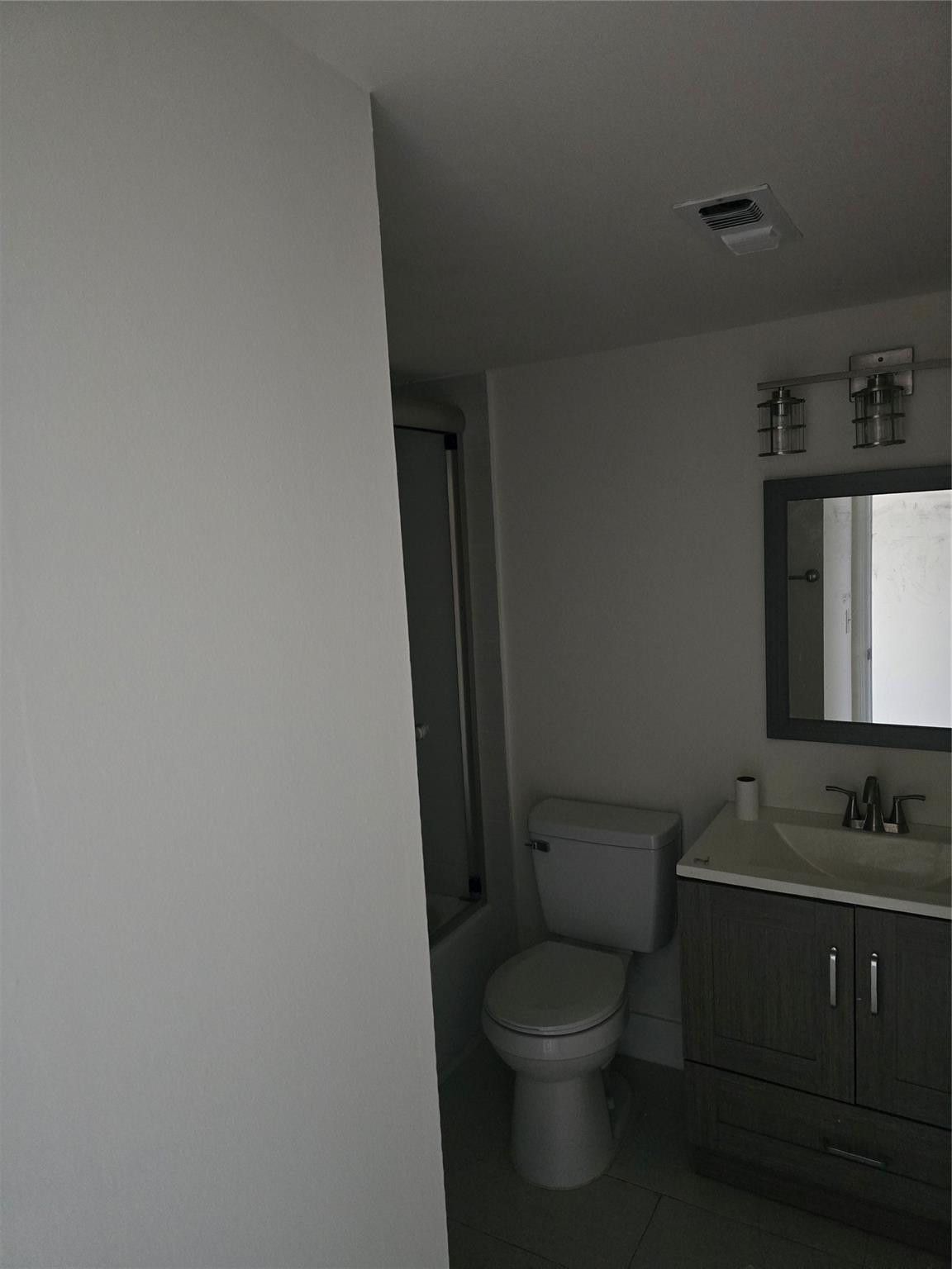 2860 NE 14th St Causeway 205D
