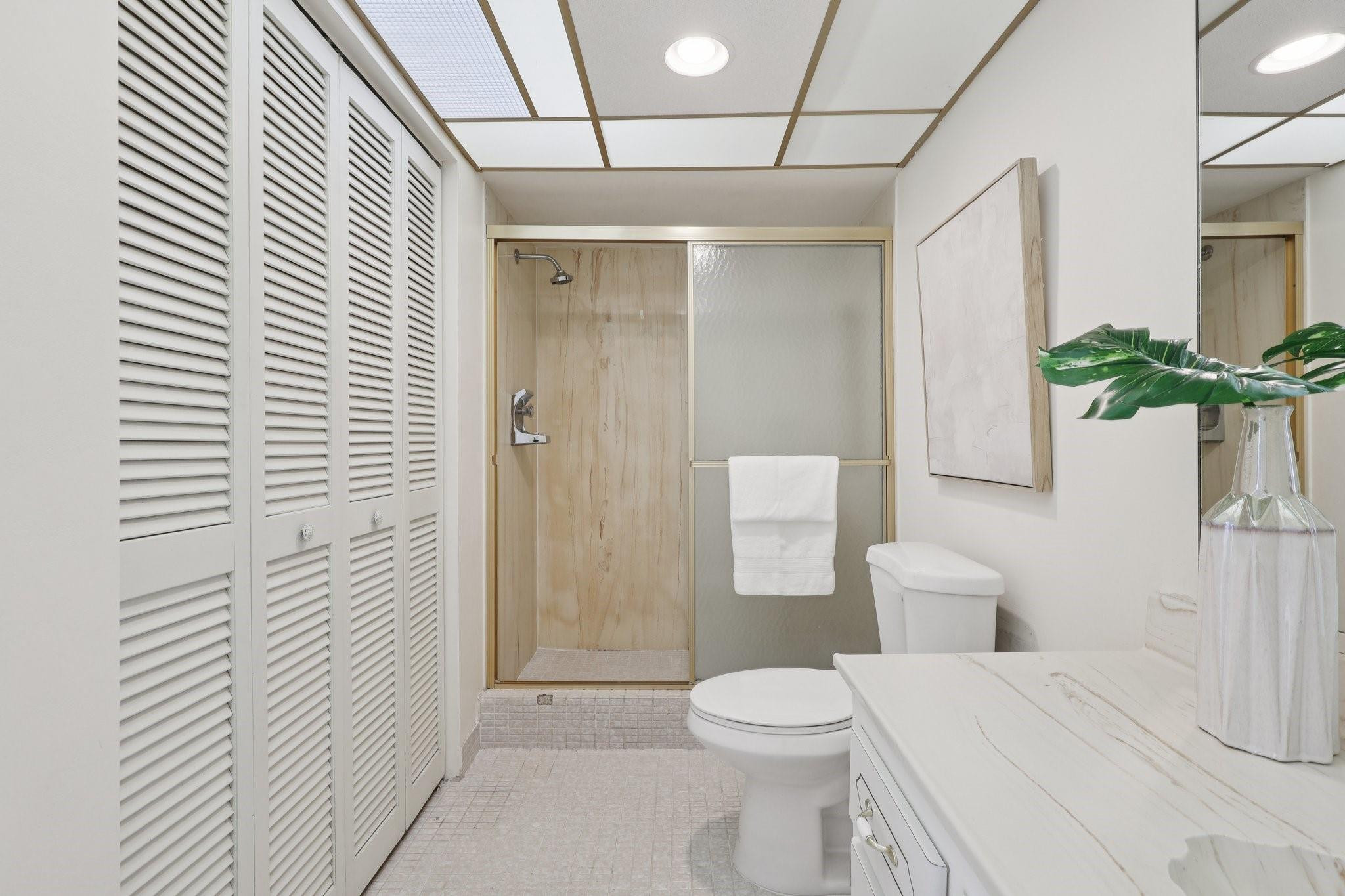 2701 N Ocean Boulevard 4C