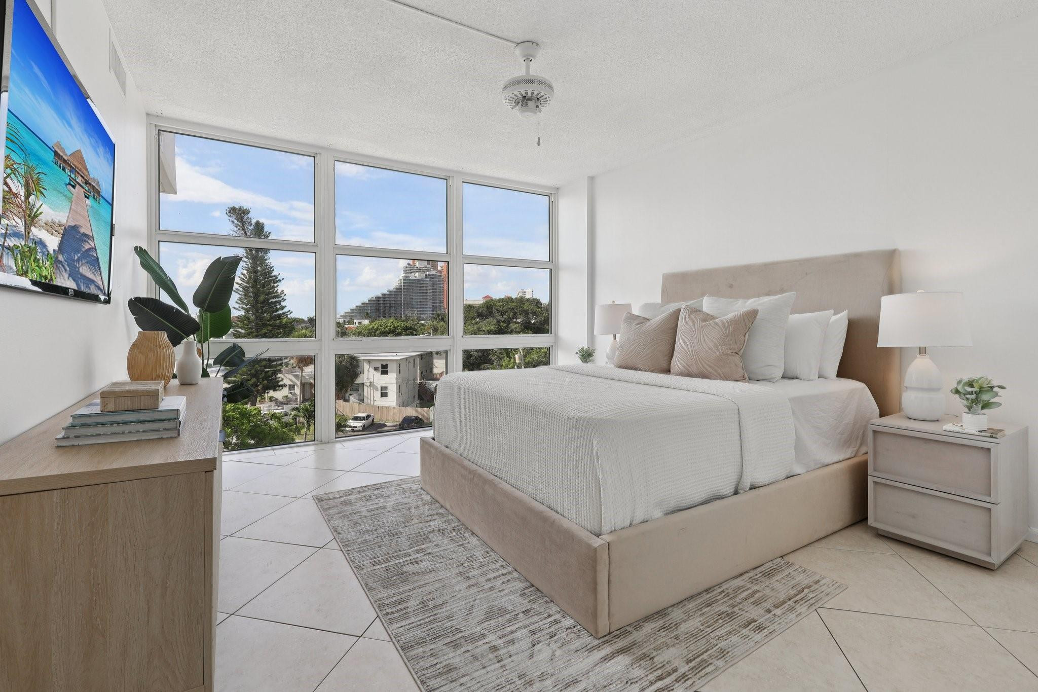 2701 N Ocean Boulevard 4C