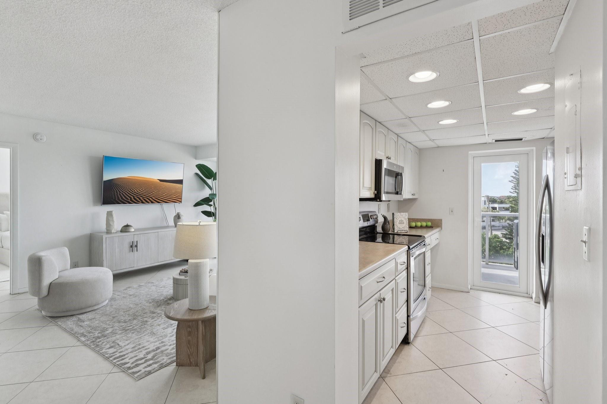 2701 N Ocean Boulevard 4C