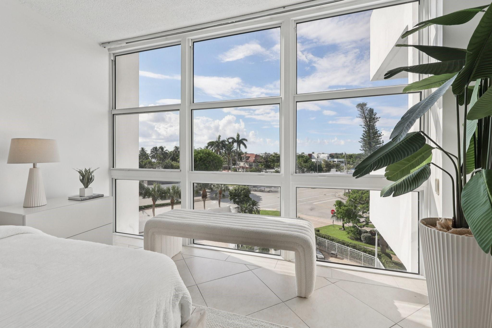 2701 N Ocean Boulevard 4C