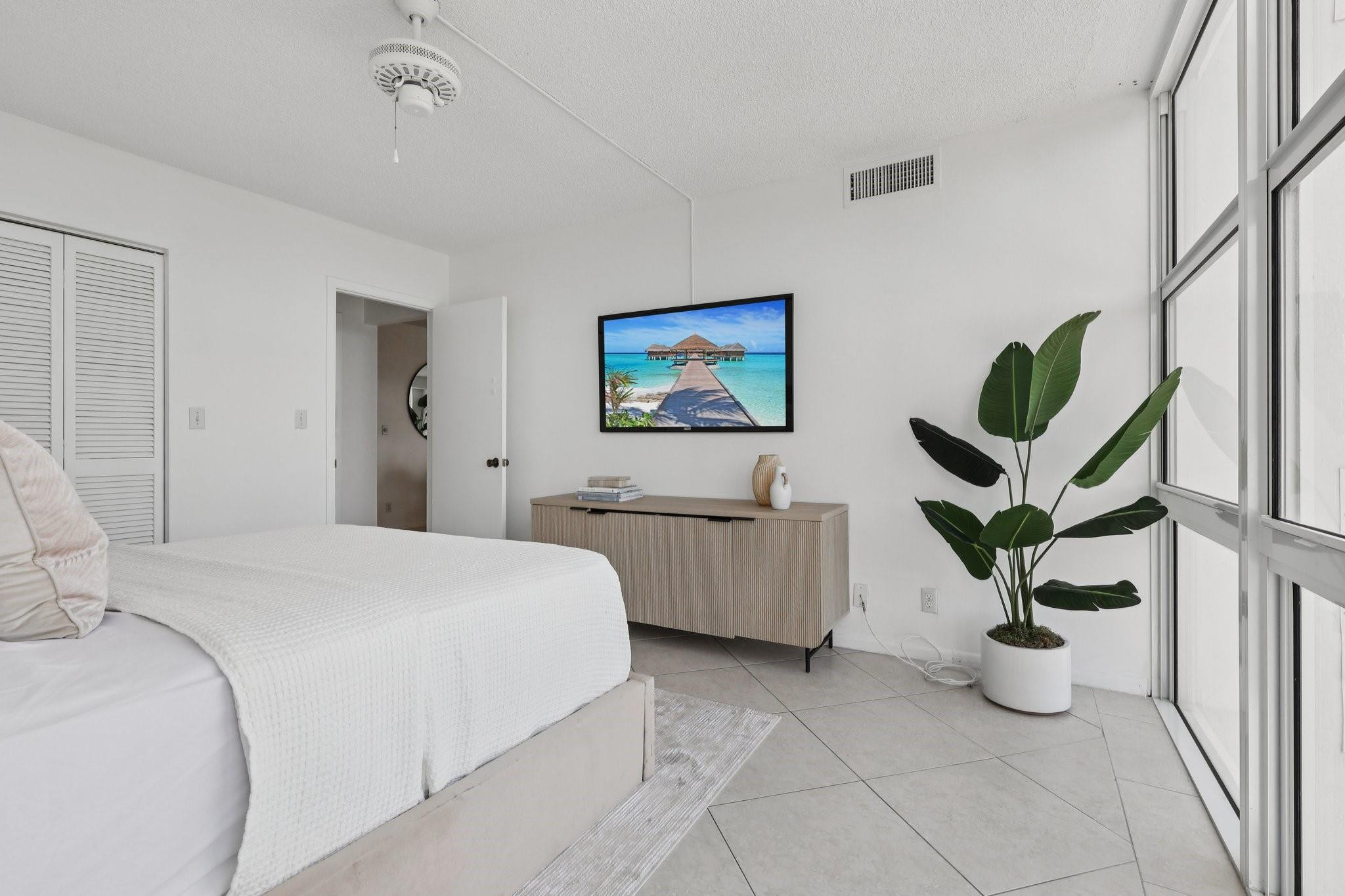 2701 N Ocean Boulevard 4C