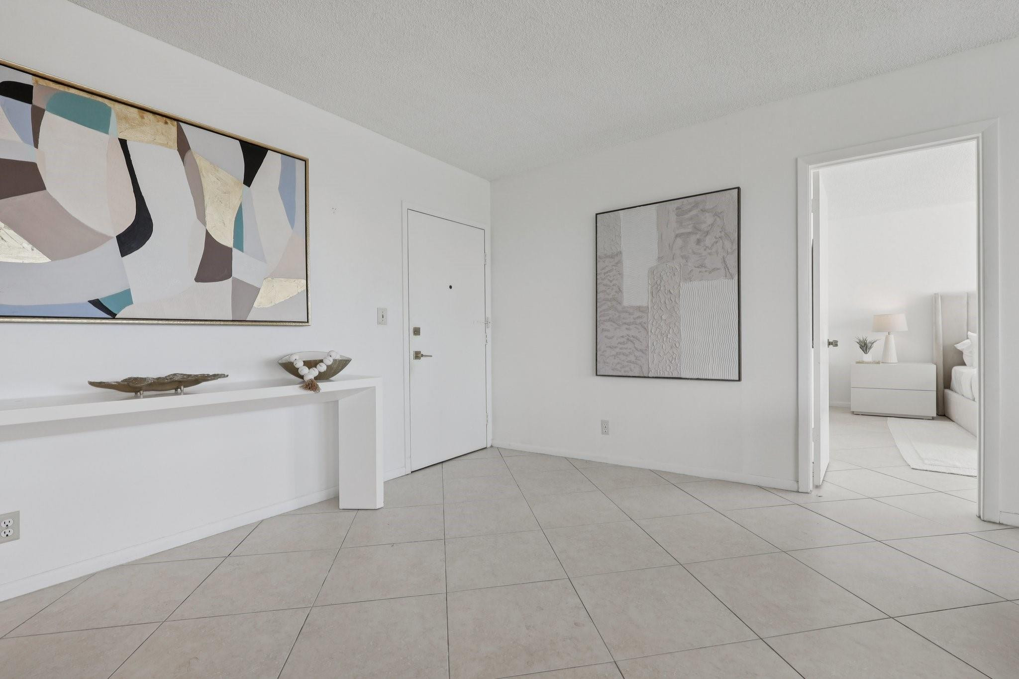 2701 N Ocean Boulevard 4C