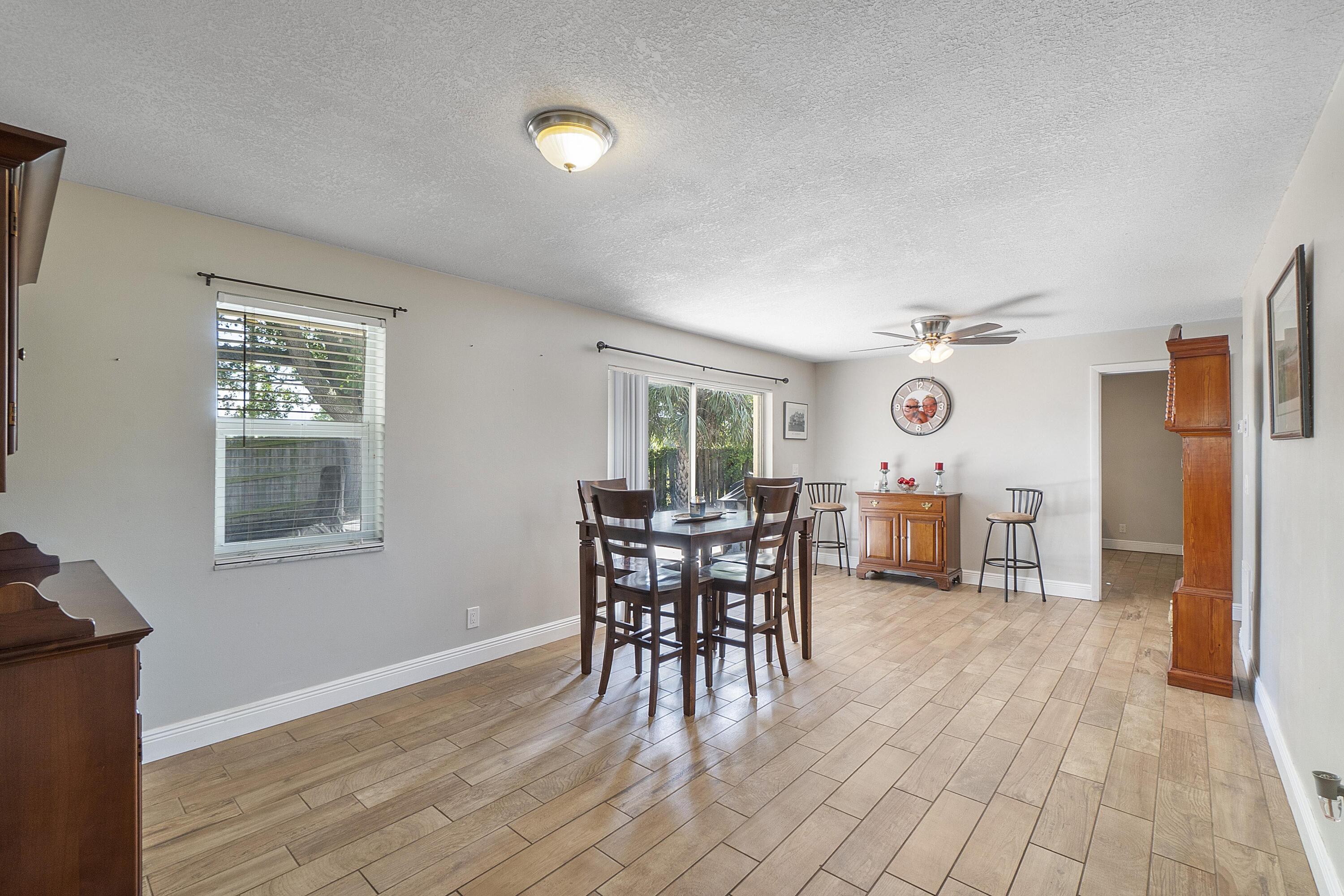 10359 Showboat Lane
