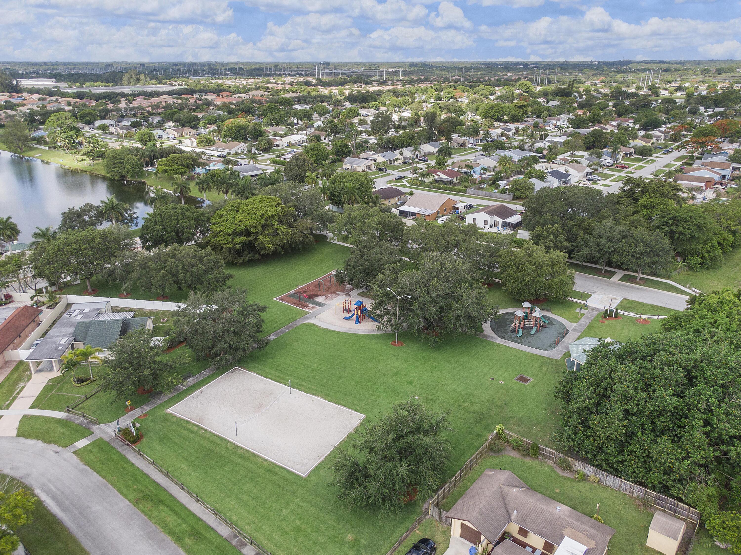 10359 Showboat Lane