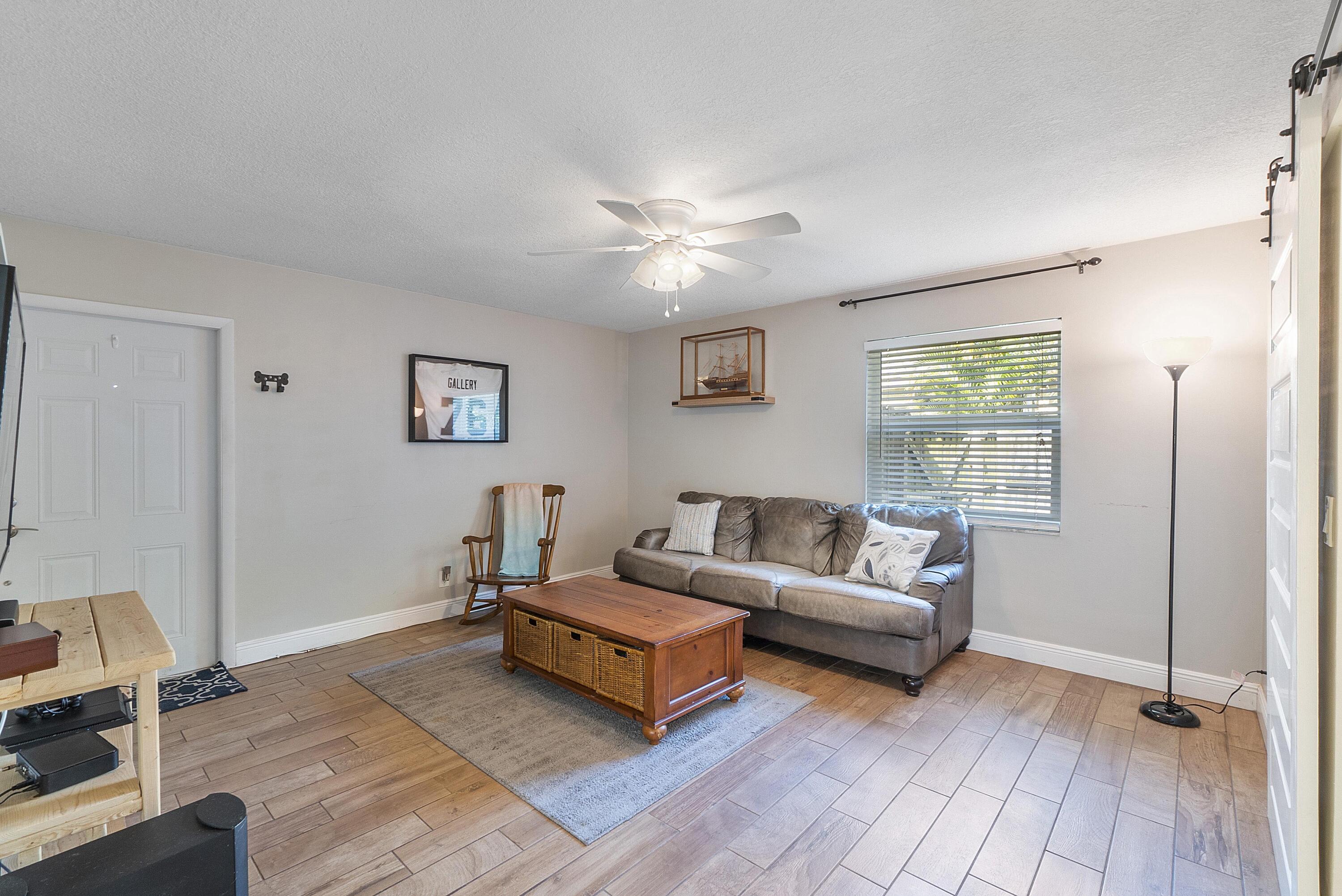 10359 Showboat Lane