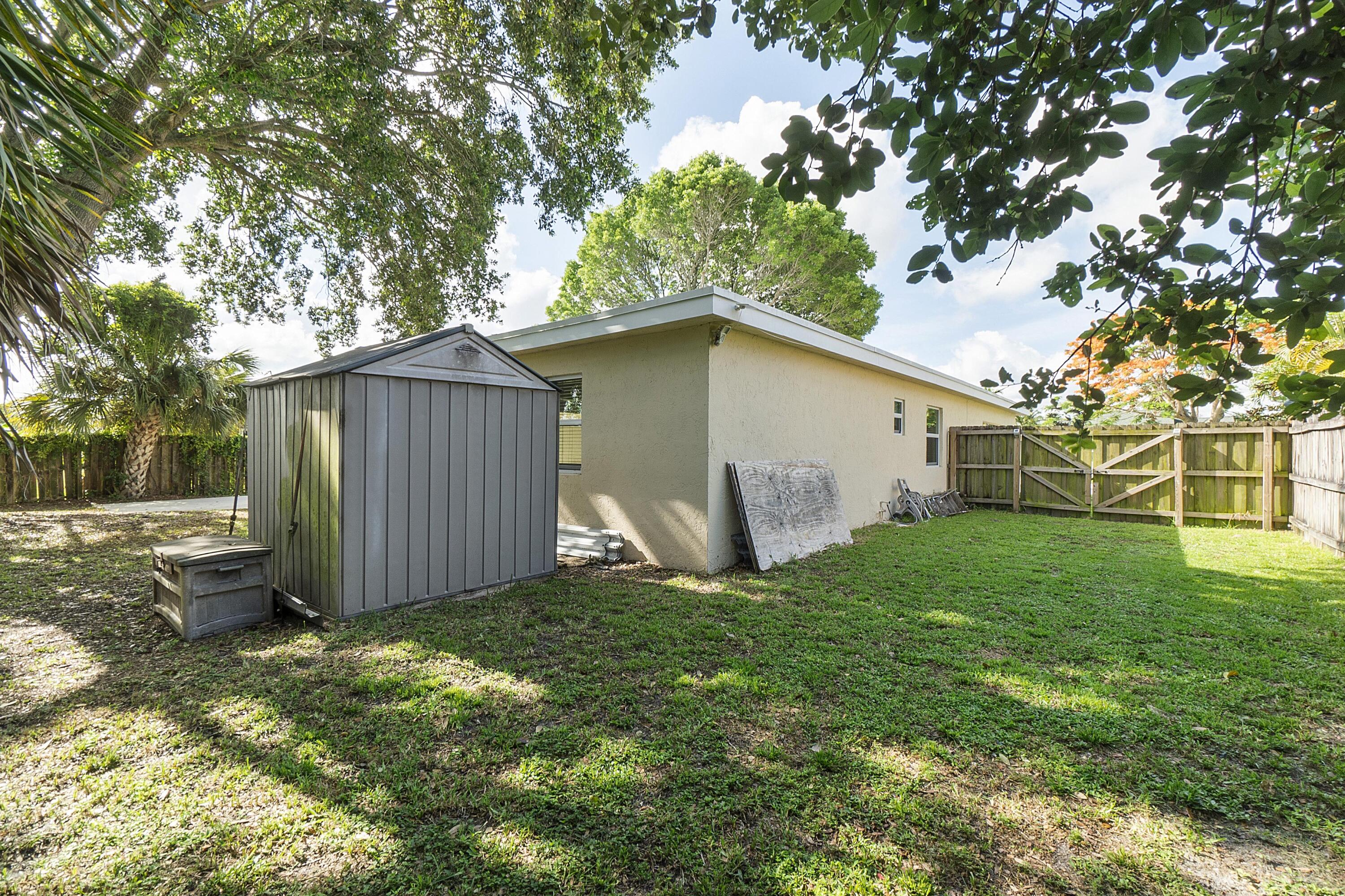 10359 Showboat Lane