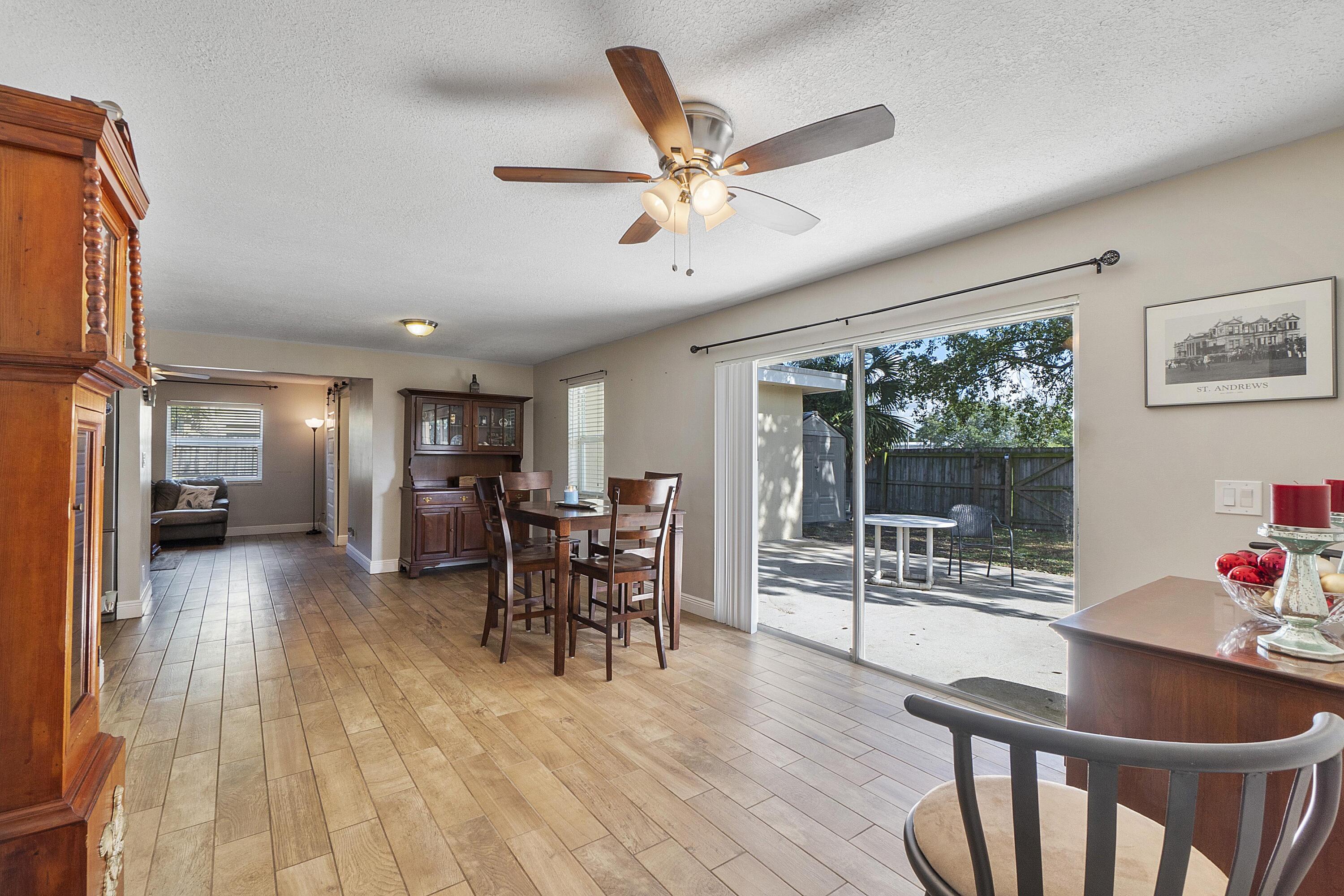 10359 Showboat Lane
