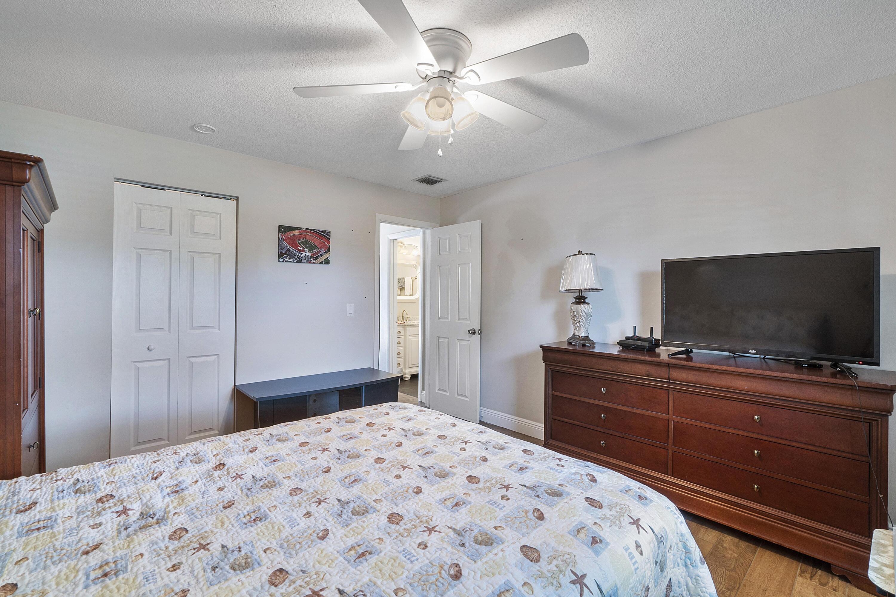10359 Showboat Lane