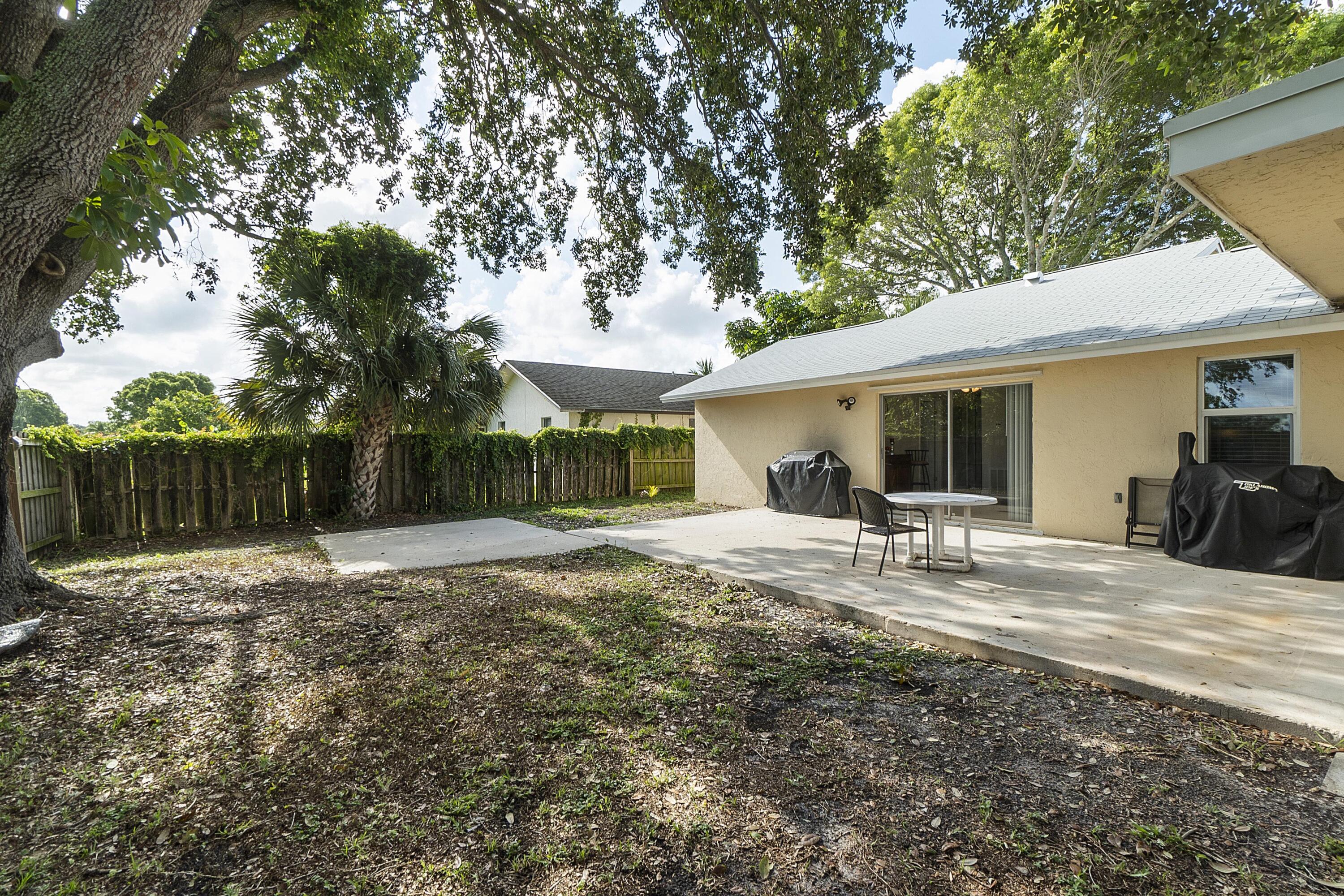 10359 Showboat Lane