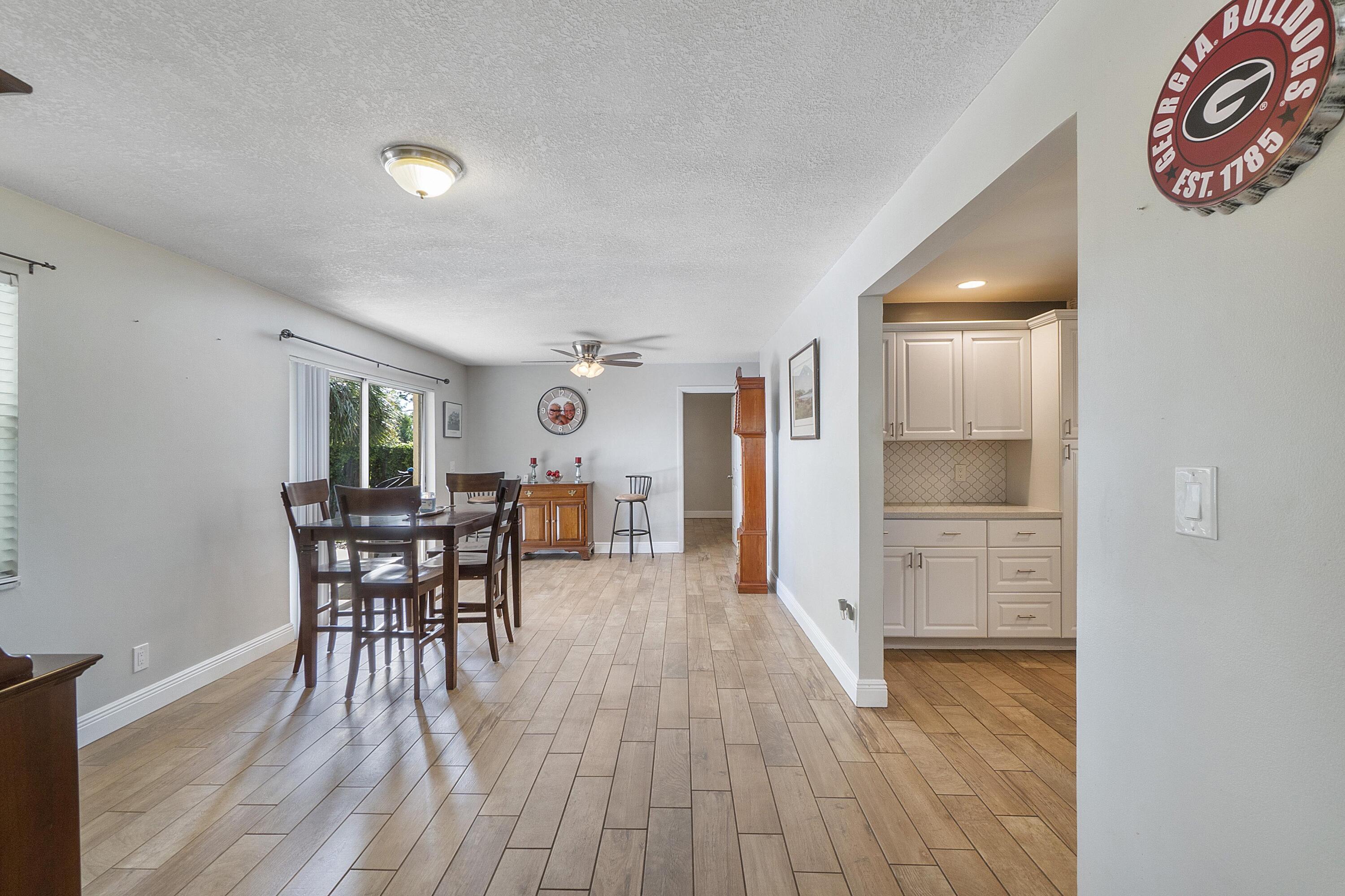 10359 Showboat Lane