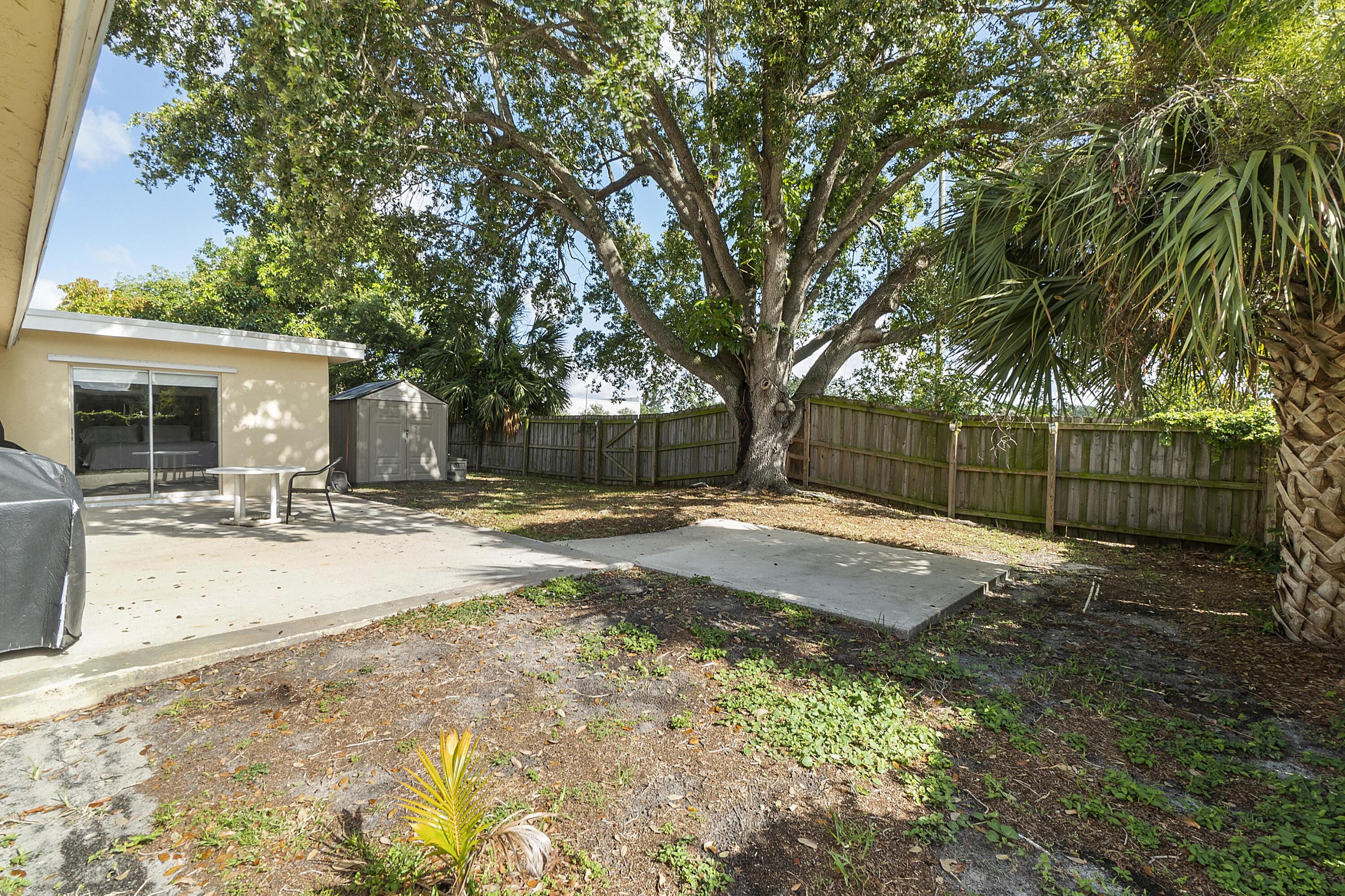 10359 Showboat Lane