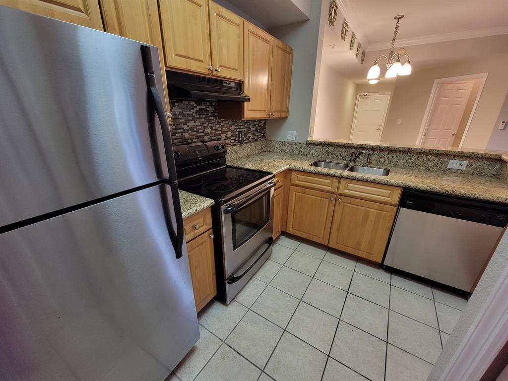 15055 Michelangelo Boulevard Unit: 6105