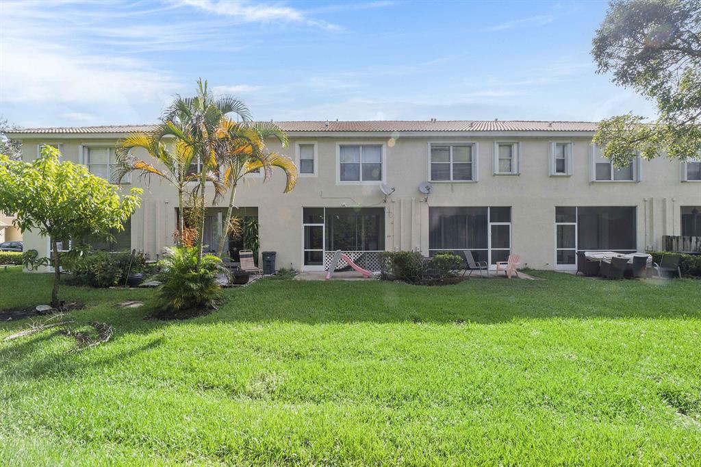 9962 Lago Drive