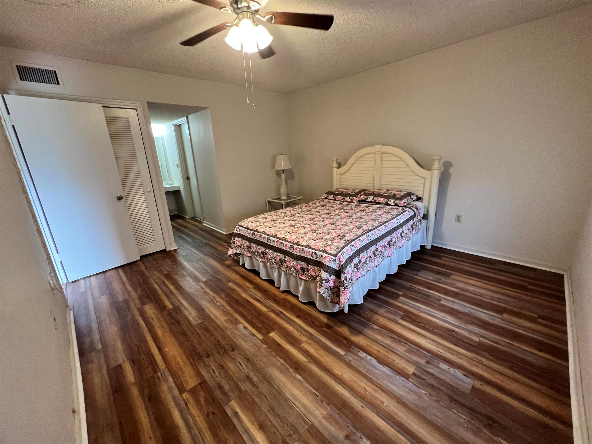 9818 Marina Boulevard Unit: 1225