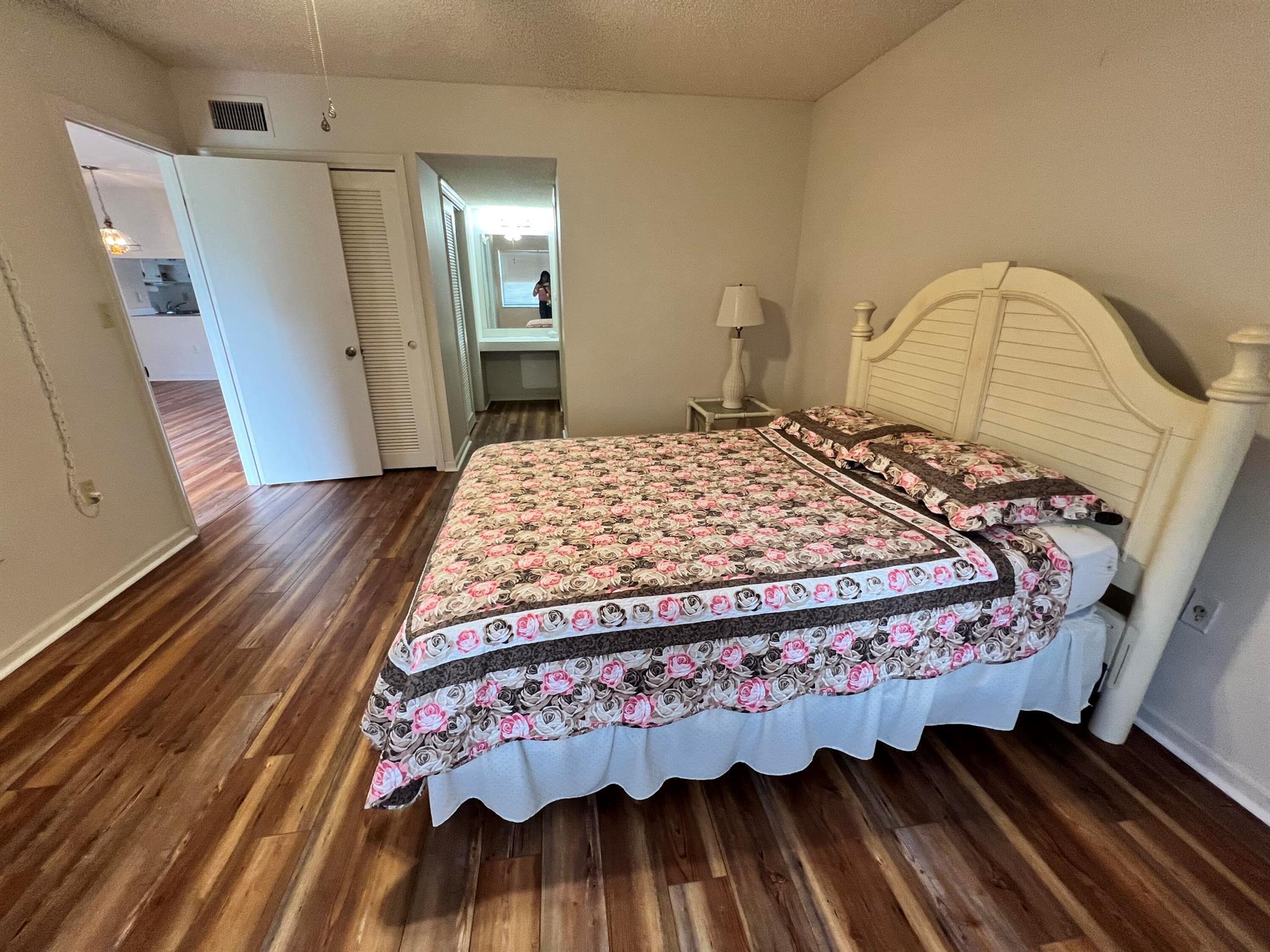 9818 Marina Boulevard Unit: 1225