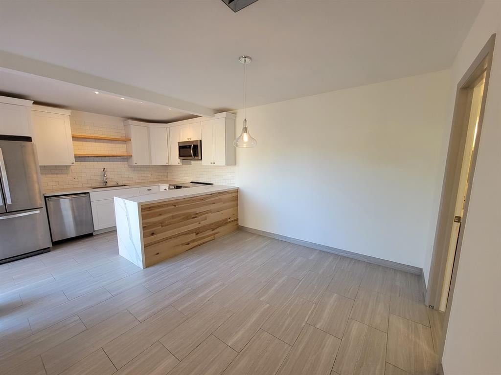 3187 Gardens East Drive Unit: D