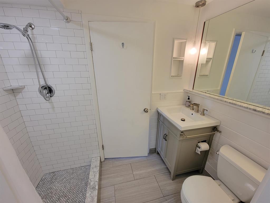 3187 Gardens East Drive Unit: D