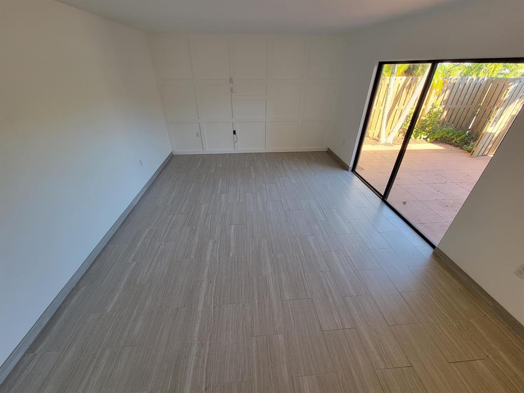 3187 Gardens East Drive Unit: D