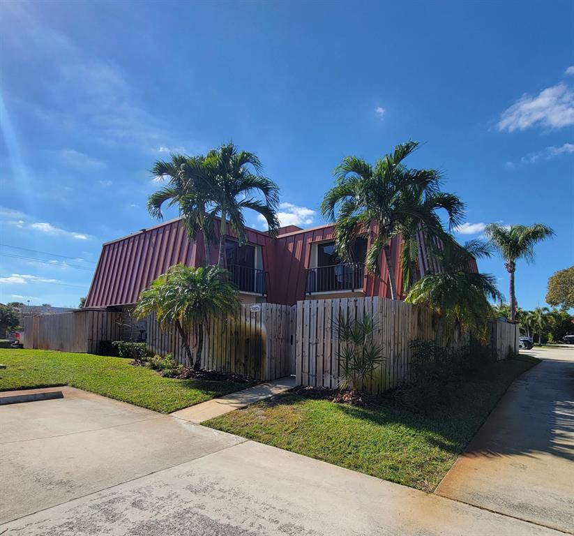 3187 Gardens East Drive Unit: D