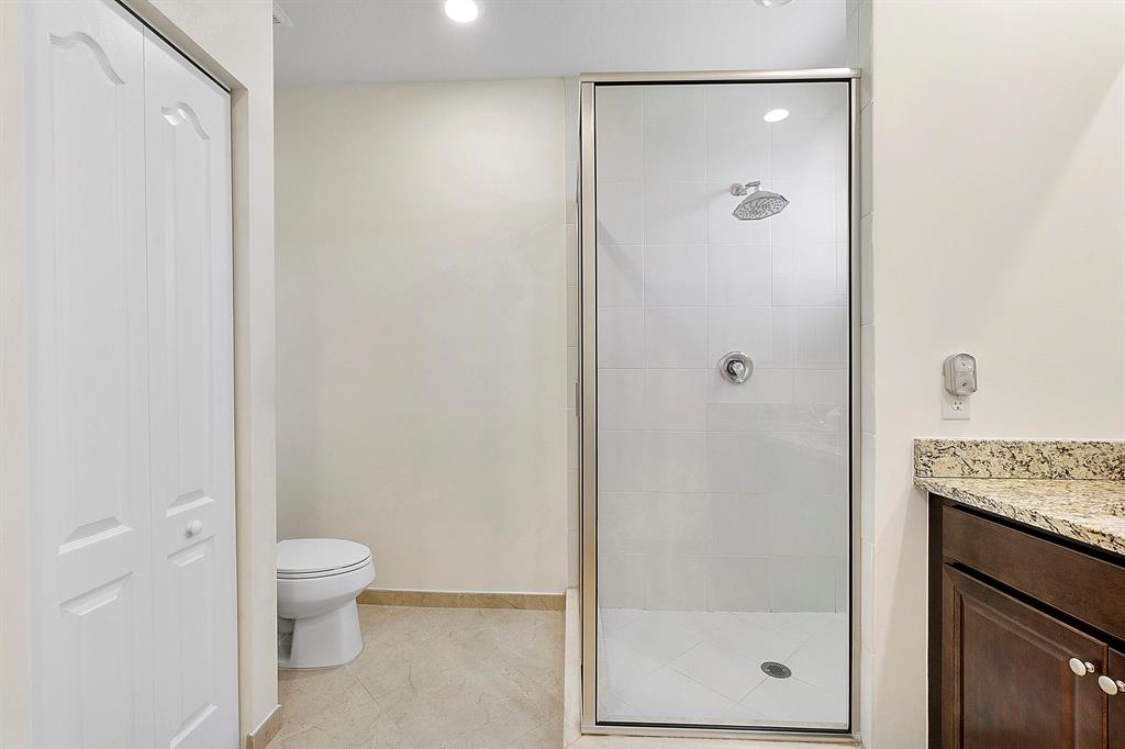 13041 Anthorne Lane