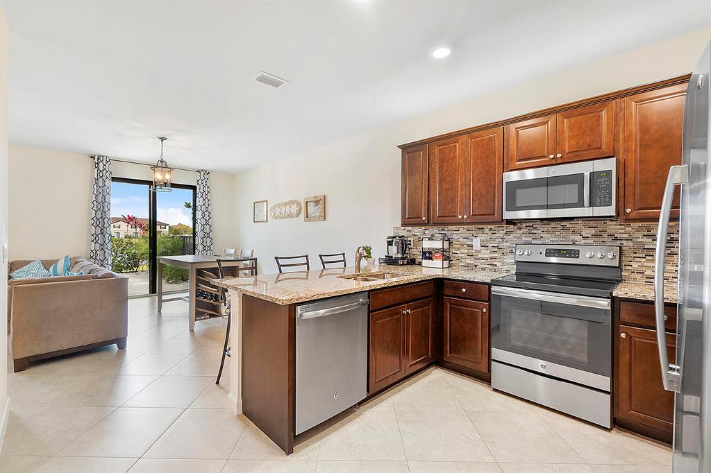 13041 Anthorne Lane