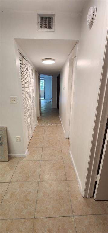 7401 NW 16th Street Unit: 305