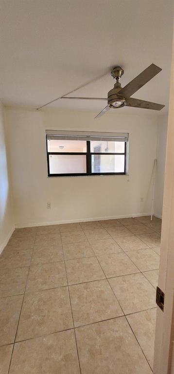 7401 NW 16th Street Unit: 305