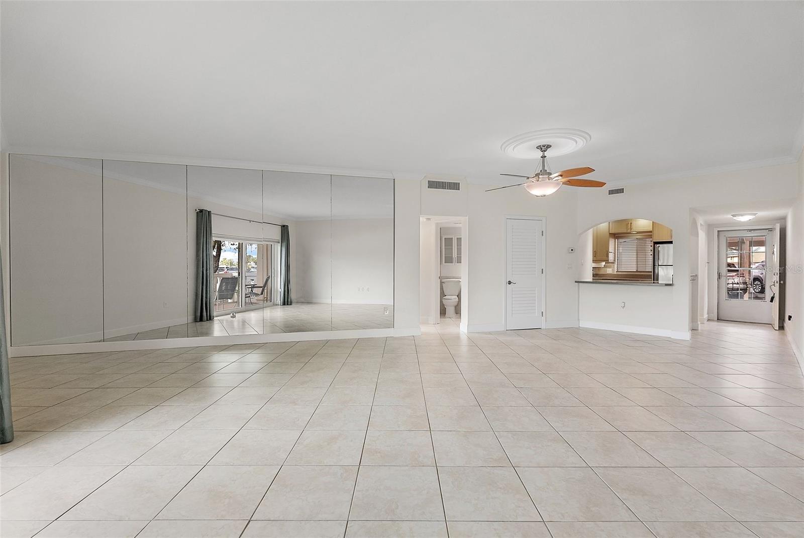 1200 N SHORE DR NE #102
