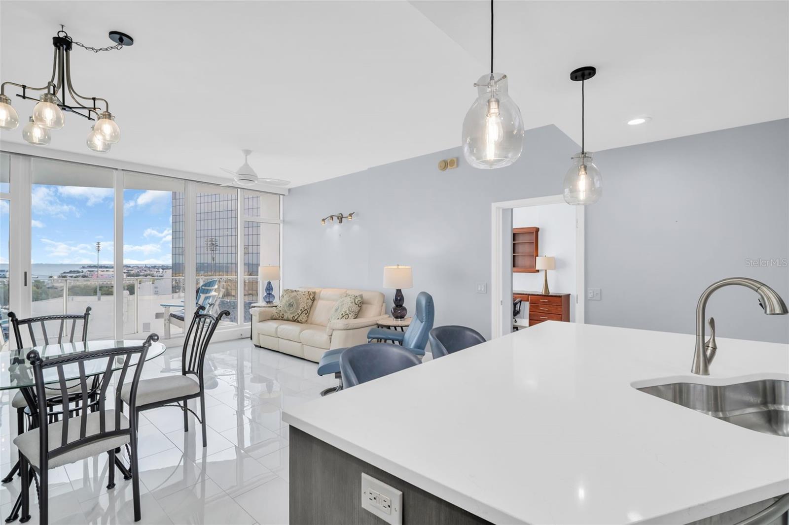 175 1ST ST S #905