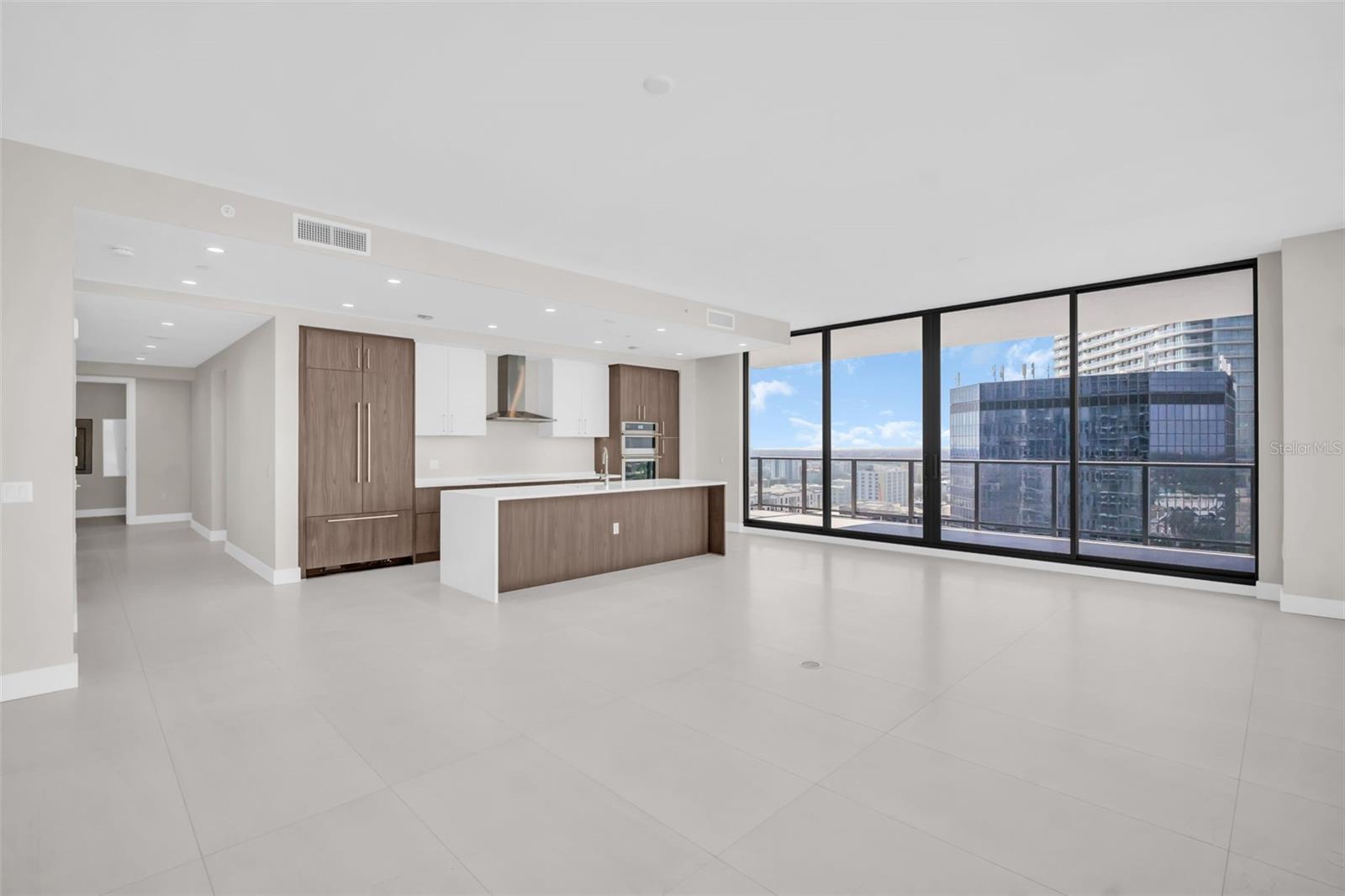 275 1ST AVE S #2001